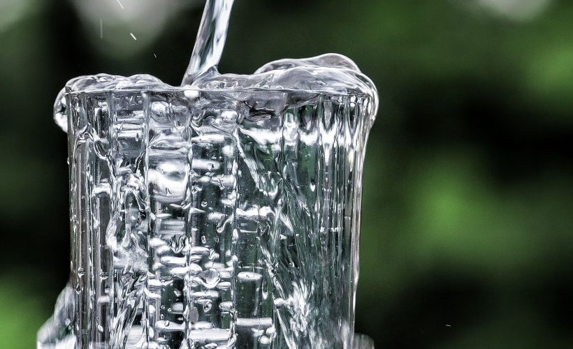 Vandens filtrai nuo kalkių: kokie tai filtrai ir kaip jie veikia?